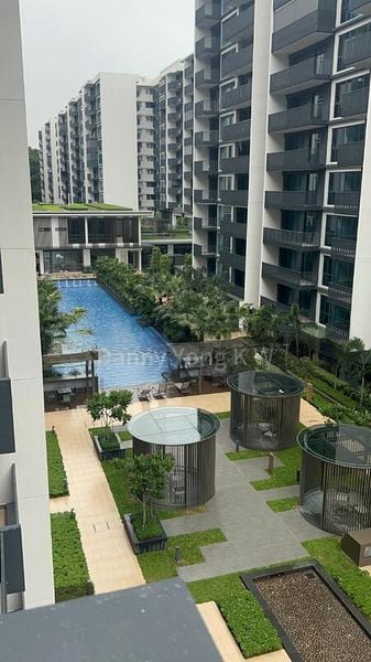 TREASURE AT TAMPINES 10