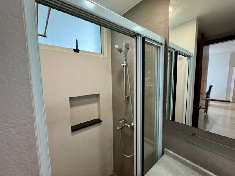 COMPASS HEIGHTS 19