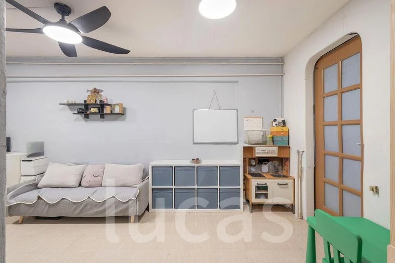 ANG MO KIO AVE 10 14