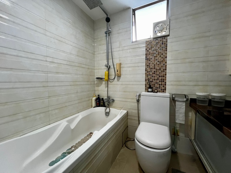 ORCHID PARK CONDOMINIUM 15