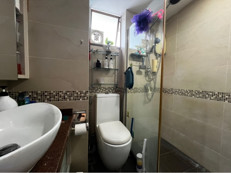 ORCHID PARK CONDOMINIUM 37