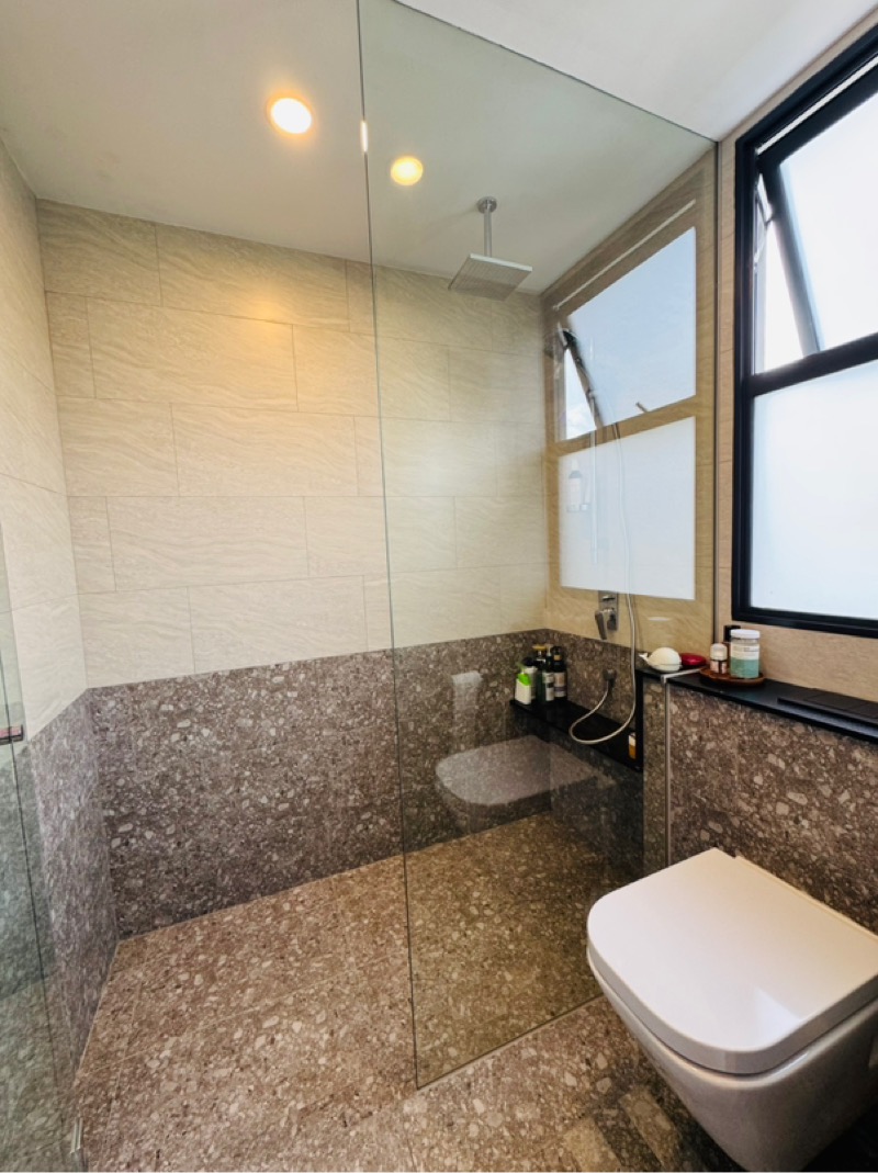 ARENA RESIDENCES 35