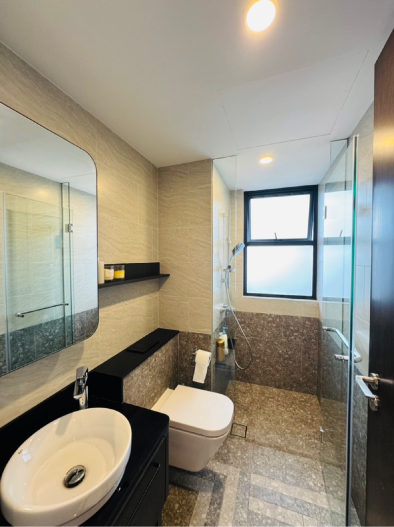 ARENA RESIDENCES 9