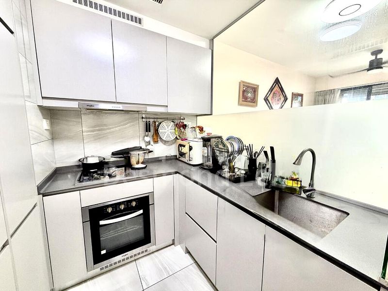 HIGH PARK RESIDENCES 7