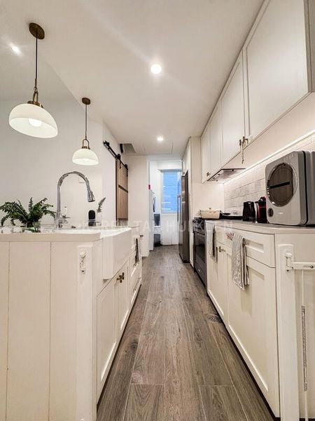 WATERMARK ROBERTSON QUAY 2