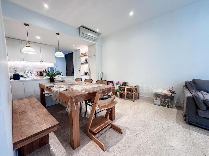 WATERMARK ROBERTSON QUAY 9