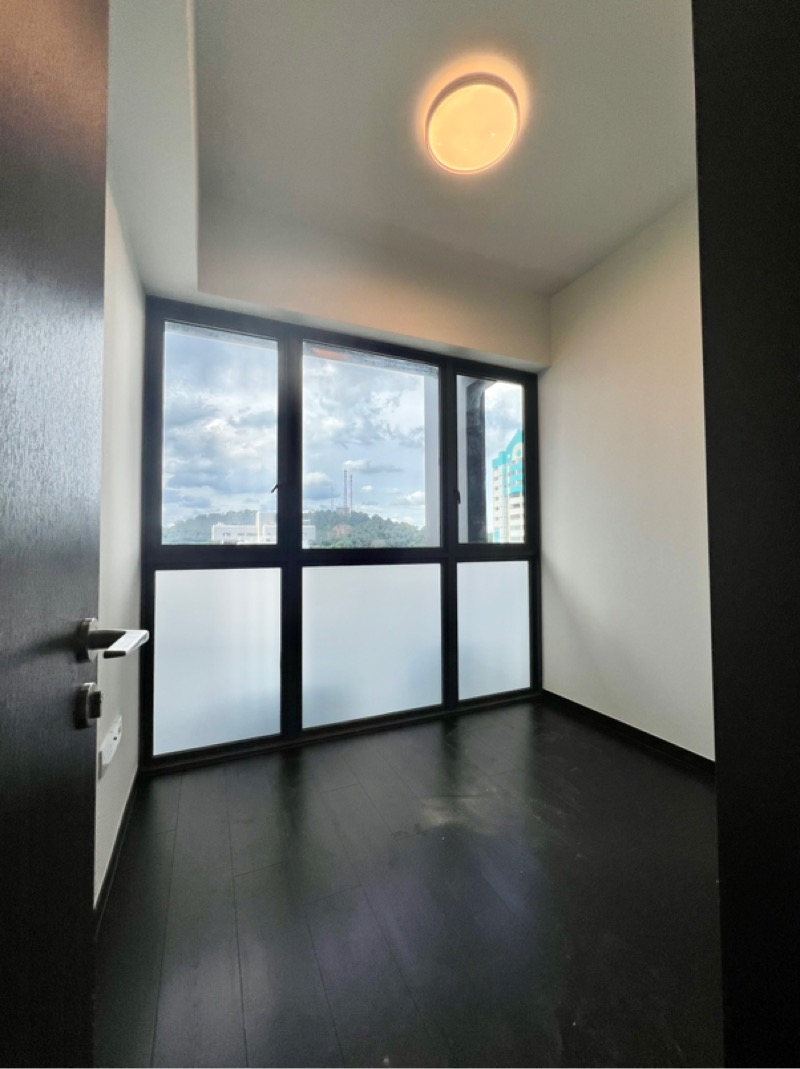 THE LINQ @ BEAUTY WORLD 5