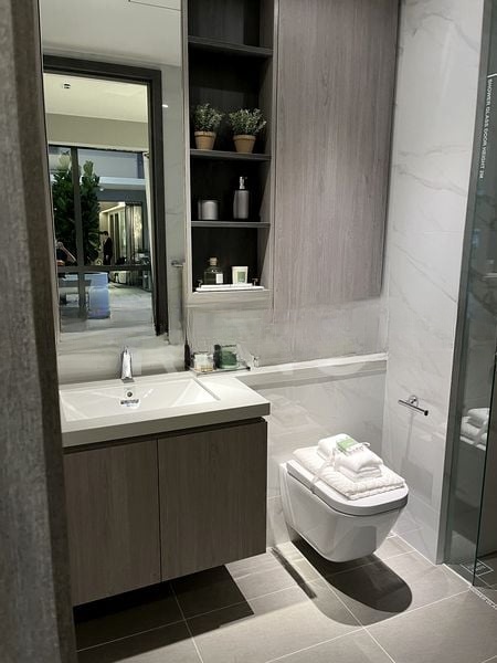 THE LAKEGARDEN RESIDENCES 6