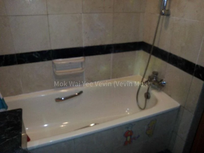 HAZEL PARK CONDOMINIUM 9