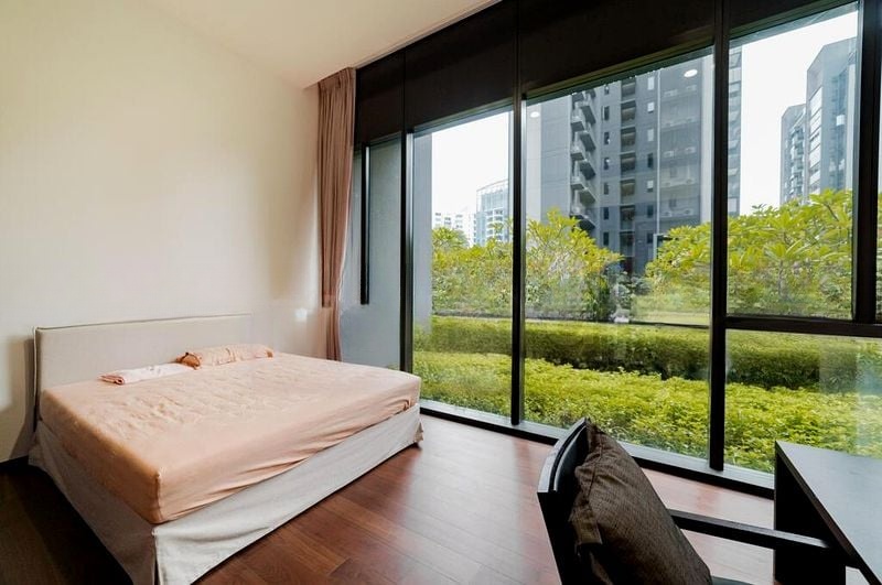 LEEDON GREEN 7