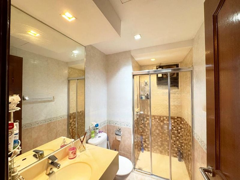 WESTCOVE CONDOMINIUM 4