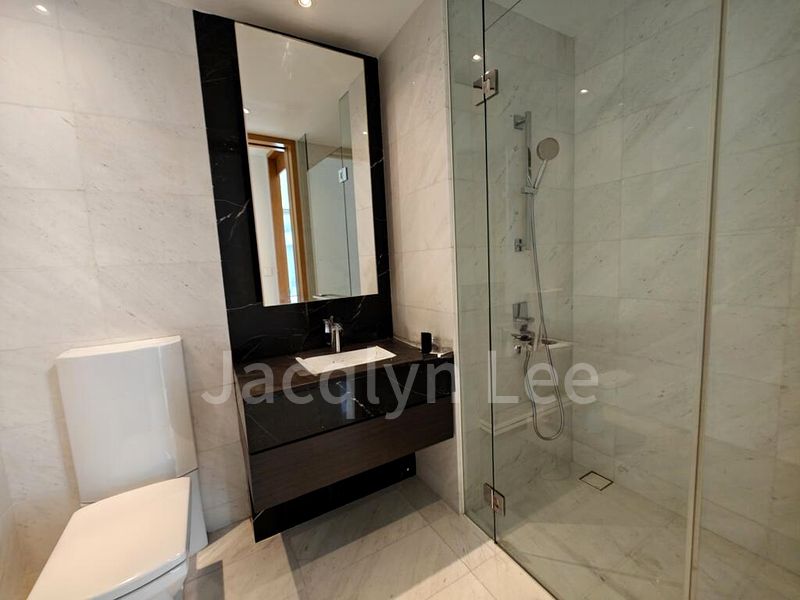 CONCOURSE SKYLINE 11