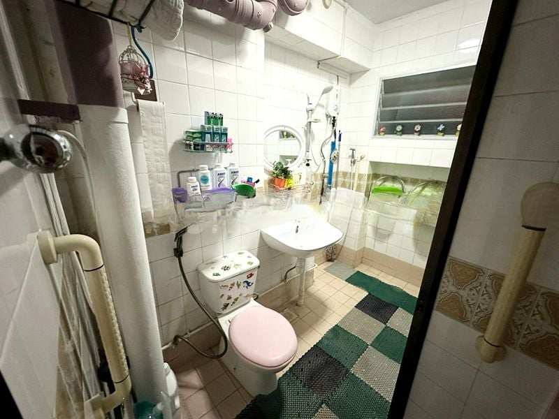 JURONG WEST ST 81 10