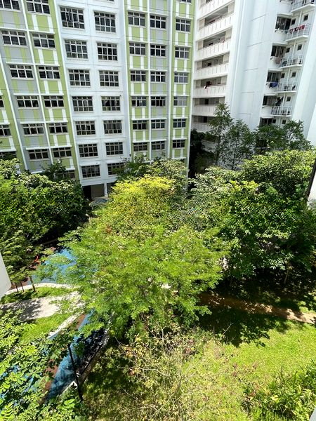 YISHUN AVE 4 9