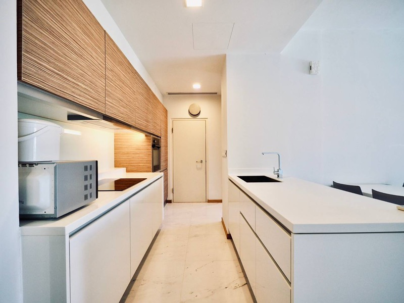 CONCOURSE SKYLINE 23