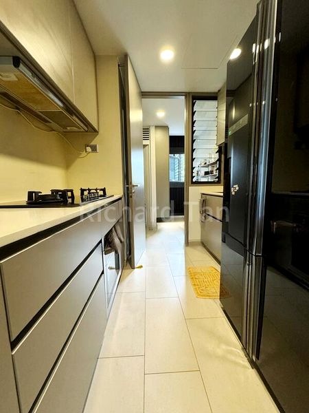 THE VENUE RESIDENCES 7