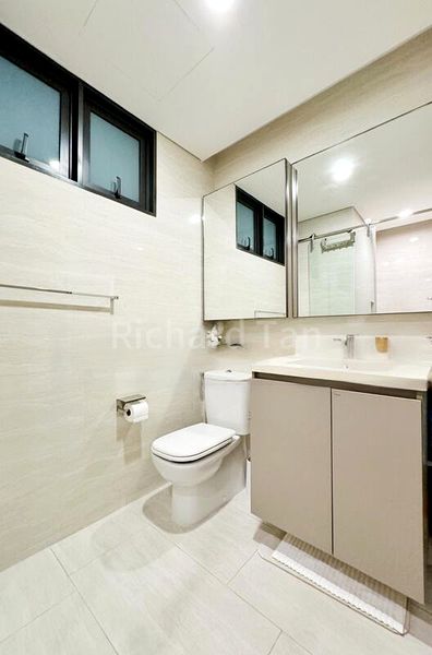 THE VENUE RESIDENCES 8