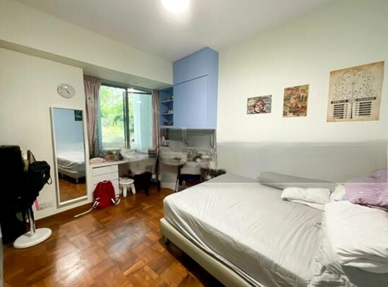 ASTOR GREEN 6