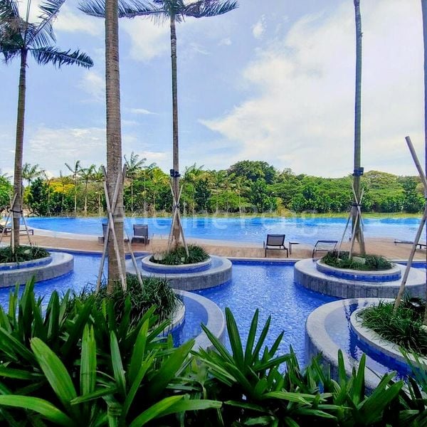 SEASIDE RESIDENCES 7