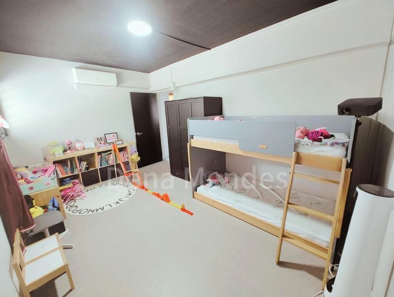 JURONG WEST ST 52 13