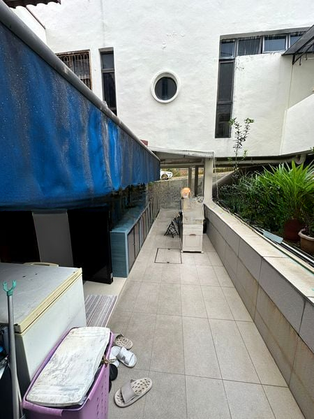 NICON GARDENS 13