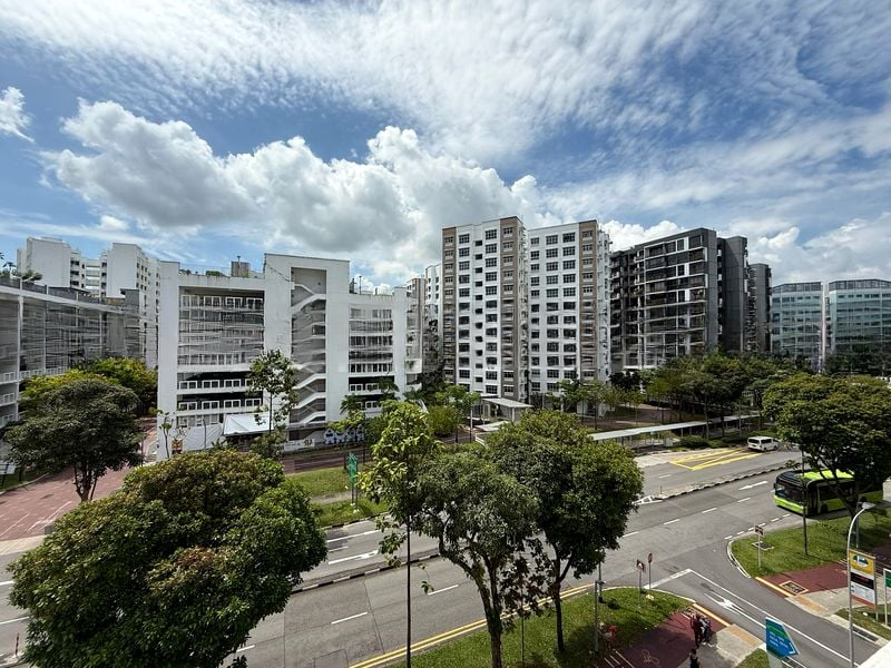 YISHUN AVE 4 12