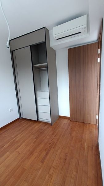 STIRLING RESIDENCES 3