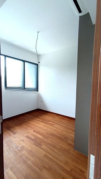 STIRLING RESIDENCES 6