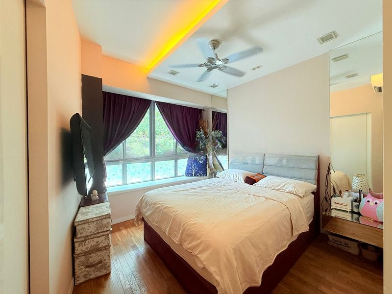 FERRARIA PARK CONDOMINIUM 9