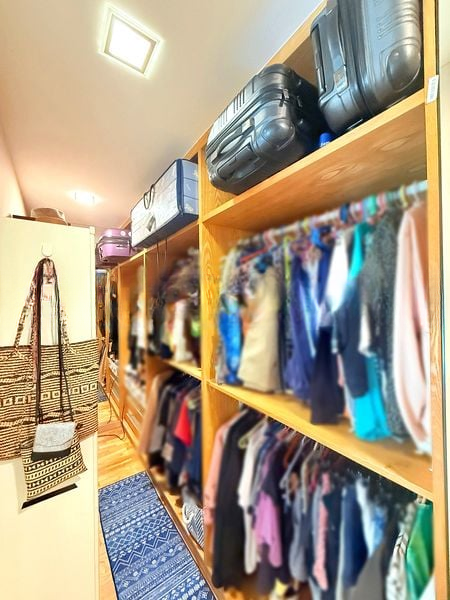 FERRARIA PARK CONDOMINIUM 11