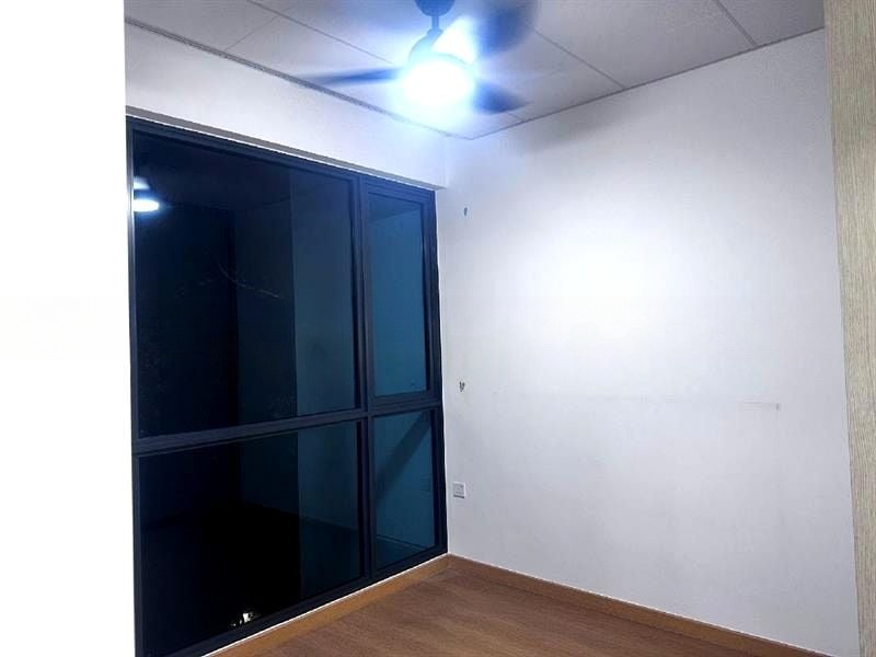 TREASURE AT TAMPINES 8