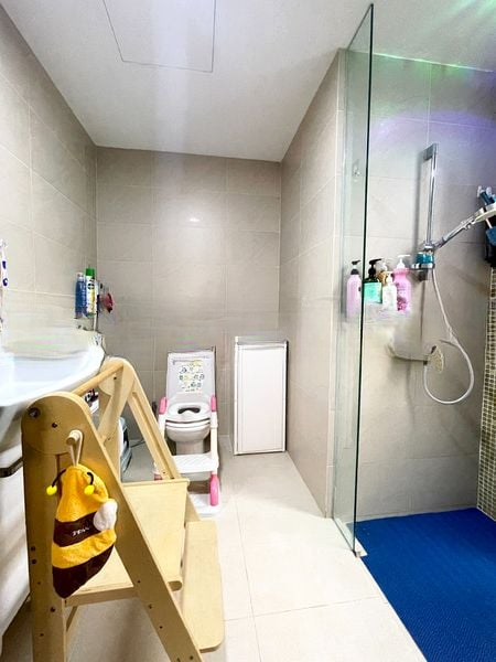 THE MILTONIA RESIDENCES 8