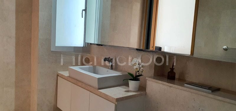 THE LINE @ TANJONG RHU 13