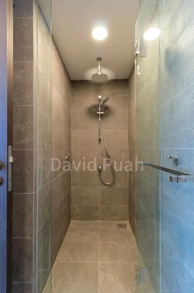 RIVERFRONT RESIDENCES 11