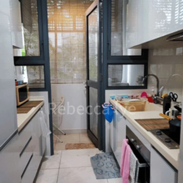 HOLLAND RESIDENCES 5