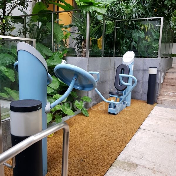 HOLLAND RESIDENCES 11