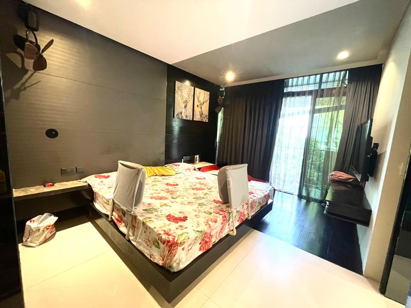 VARSITY PARK CONDOMINIUM 21