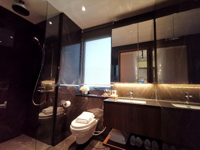 PHOENIX RESIDENCES 9