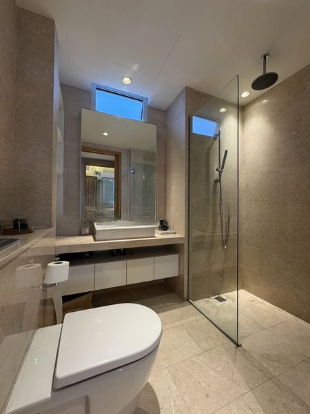 THE LINE @ TANJONG RHU 10