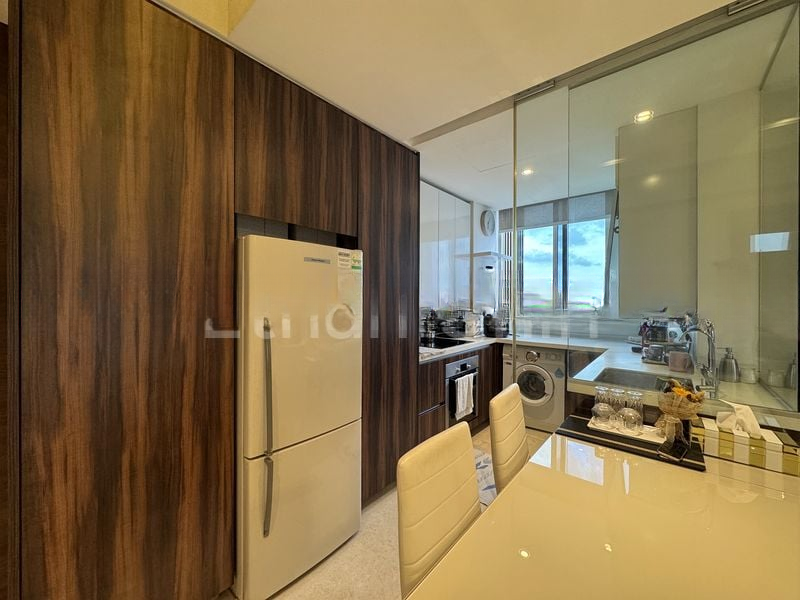 THE LINE @ TANJONG RHU 4