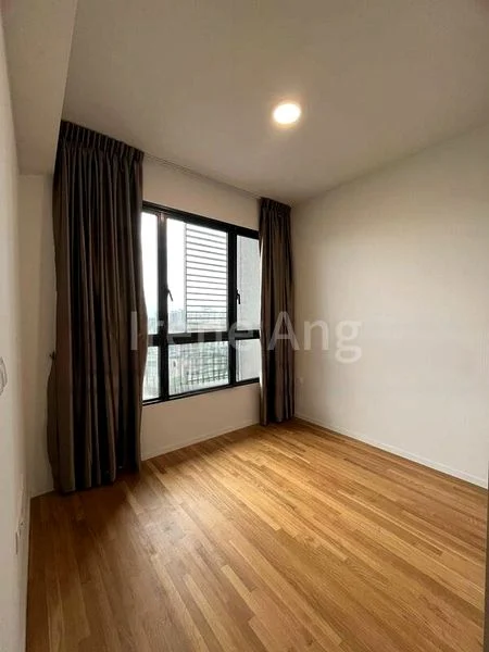 AVENUE SOUTH RESIDENCE 4