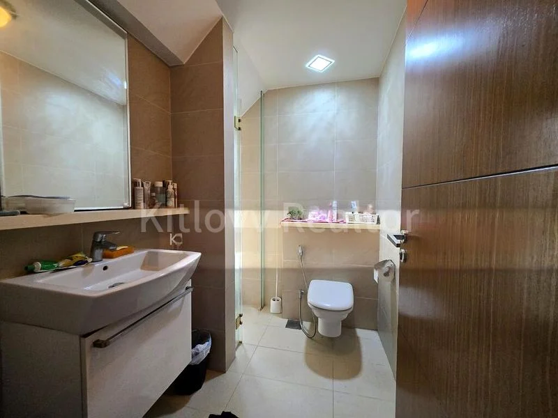 THE MILTONIA RESIDENCES 8