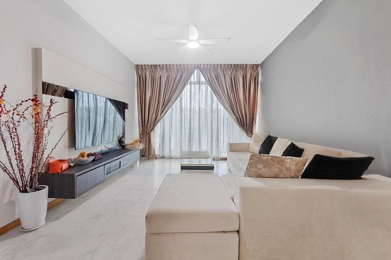 HILLVIEW REGENCY 4
