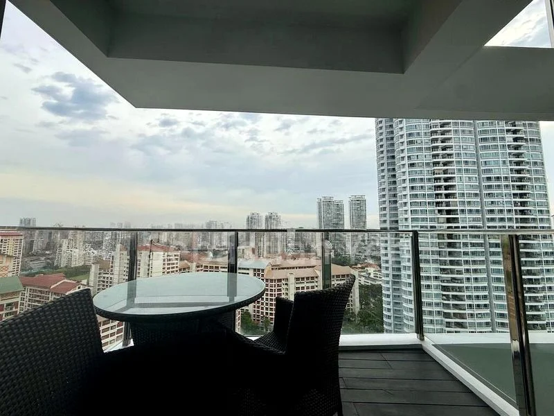 CLOVER BY THE PARK 3