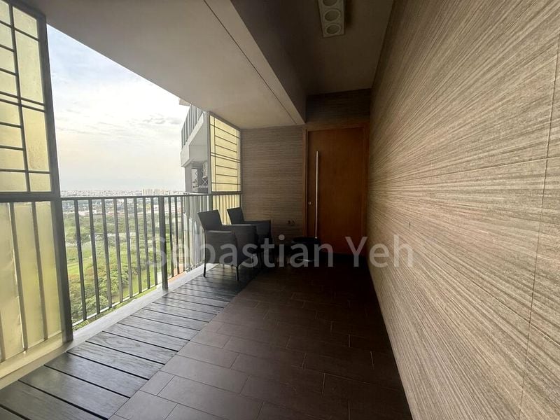 CLOVER BY THE PARK 14