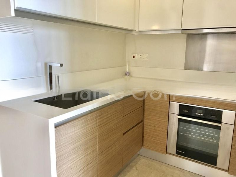 MARINA BAY RESIDENCES 5