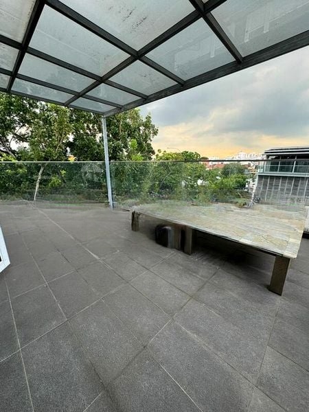 GOLDEN HILL ESTATE 6