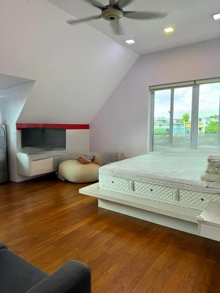 GOLDEN HILL ESTATE 7