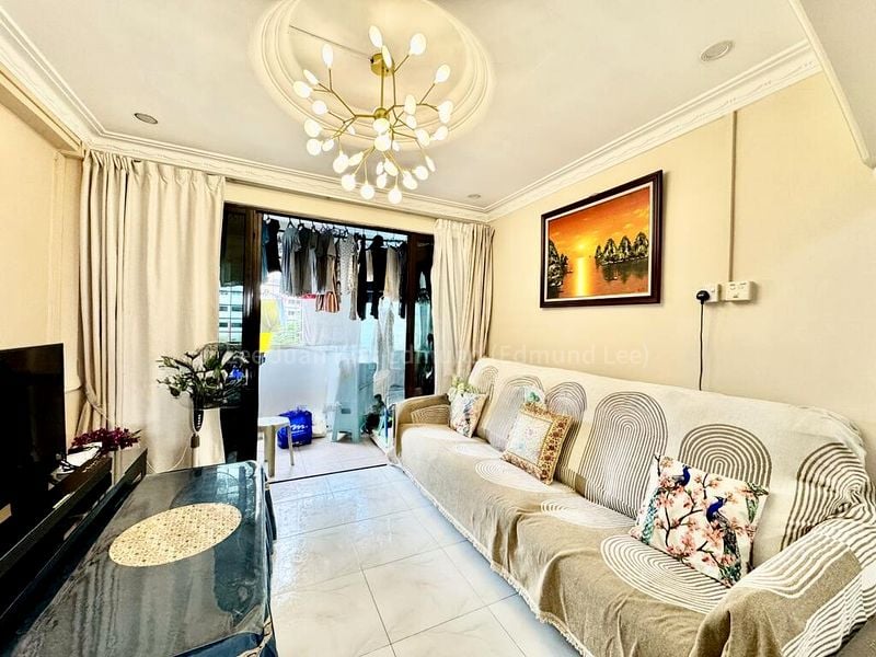 JURONG EAST ST 21 14