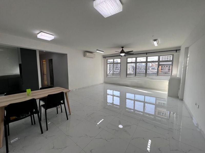 BT BATOK WEST AVE 8 2